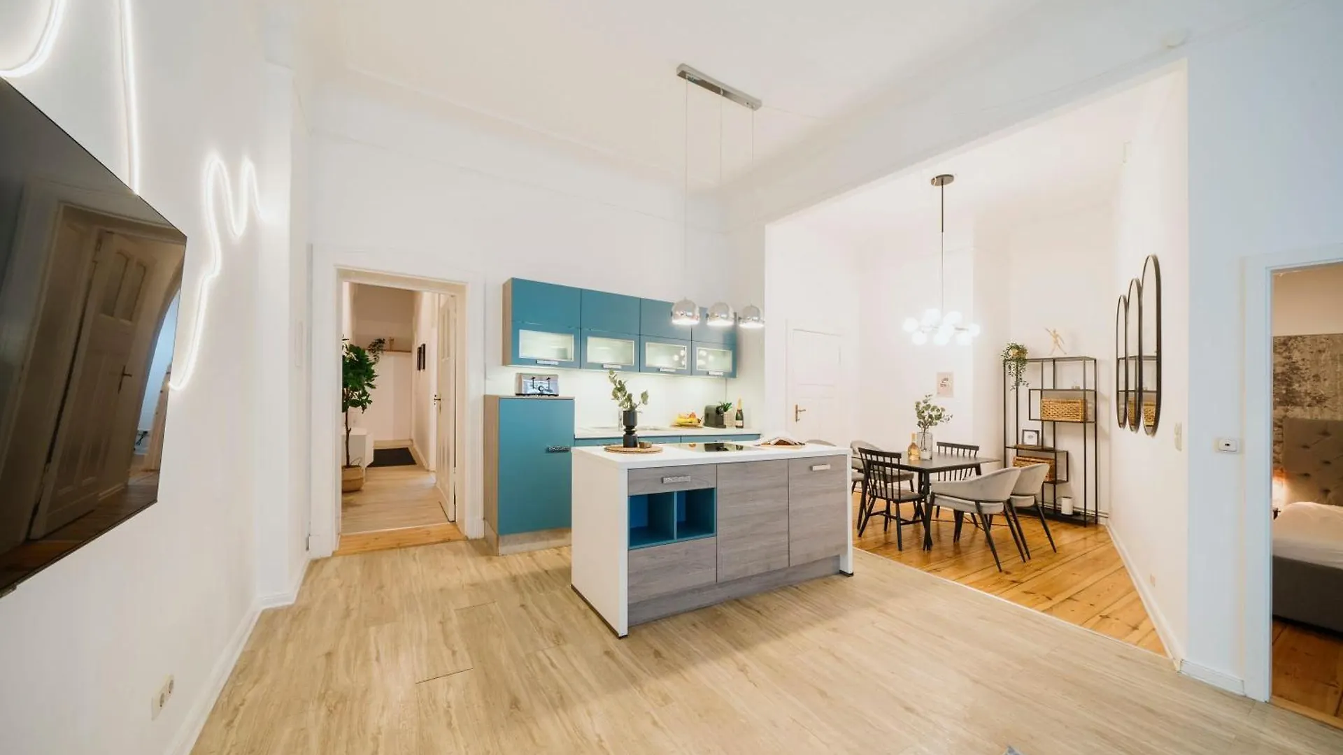 Appartement Homely Berlin - Luxurious, Spacious, Near Victory Column, River