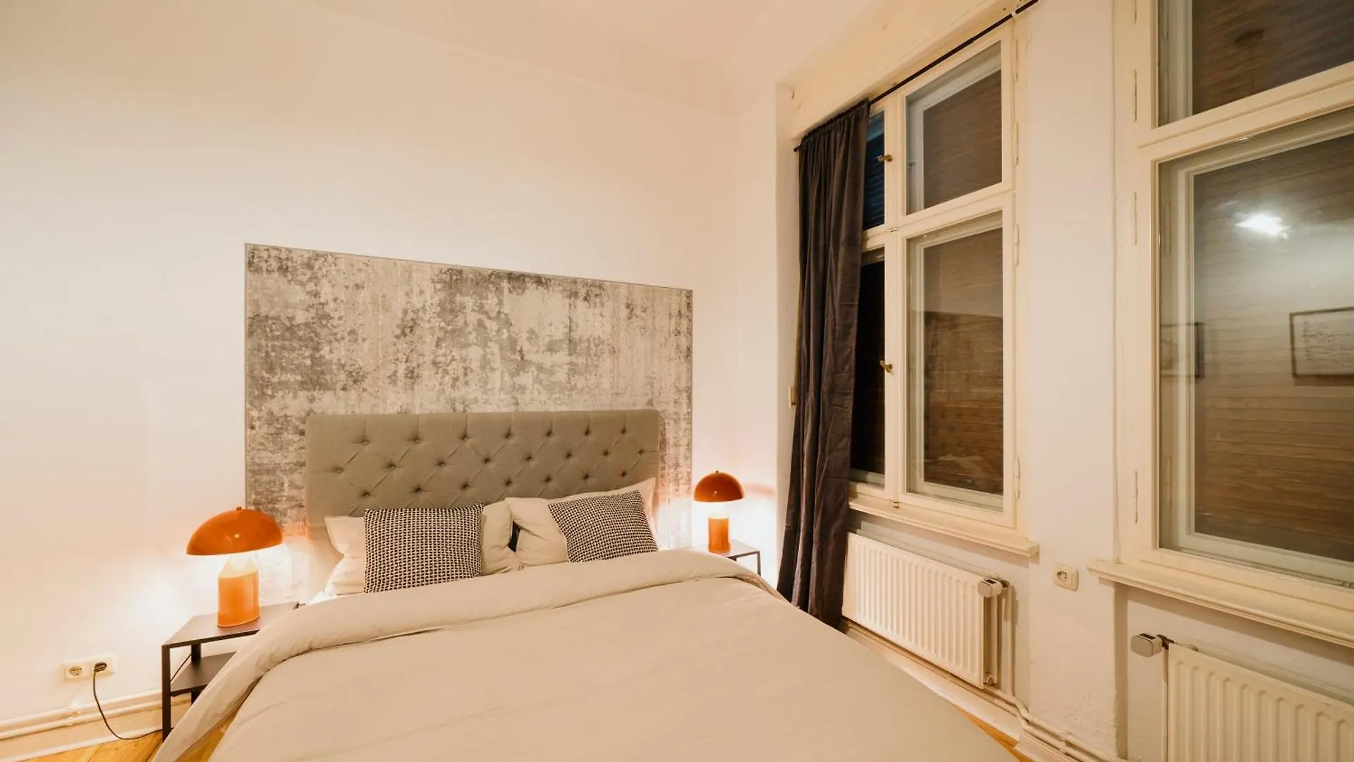 Homely Berlin - Luxurious, Spacious, Near Victory Column, River